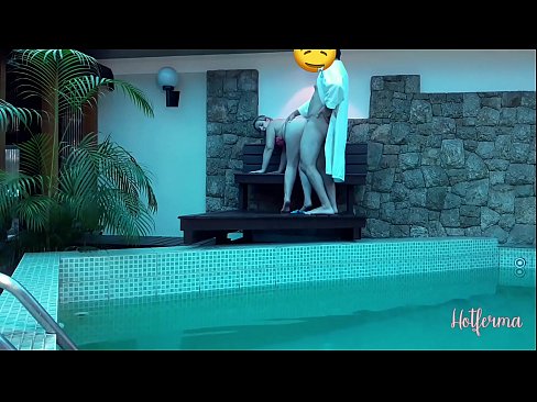 ❤️ Sjef inviterer hushjelp til bassenget, men kunne ikke motstå en varm ❤️ Hard porno på porno no.dreamypassionjourney.ru ❌️❤